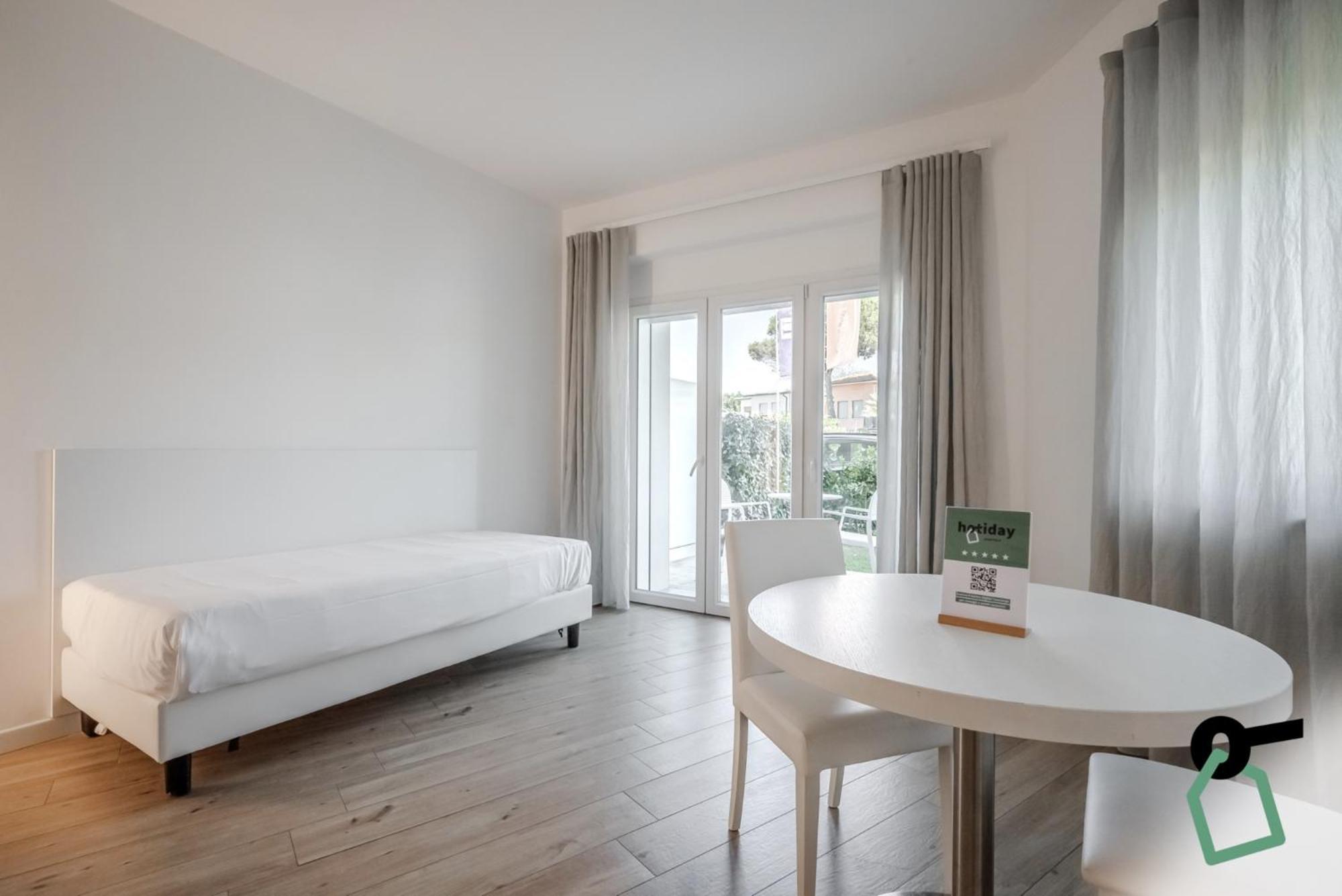 Hotiday Room Collection - Tirrenia Εξωτερικό φωτογραφία