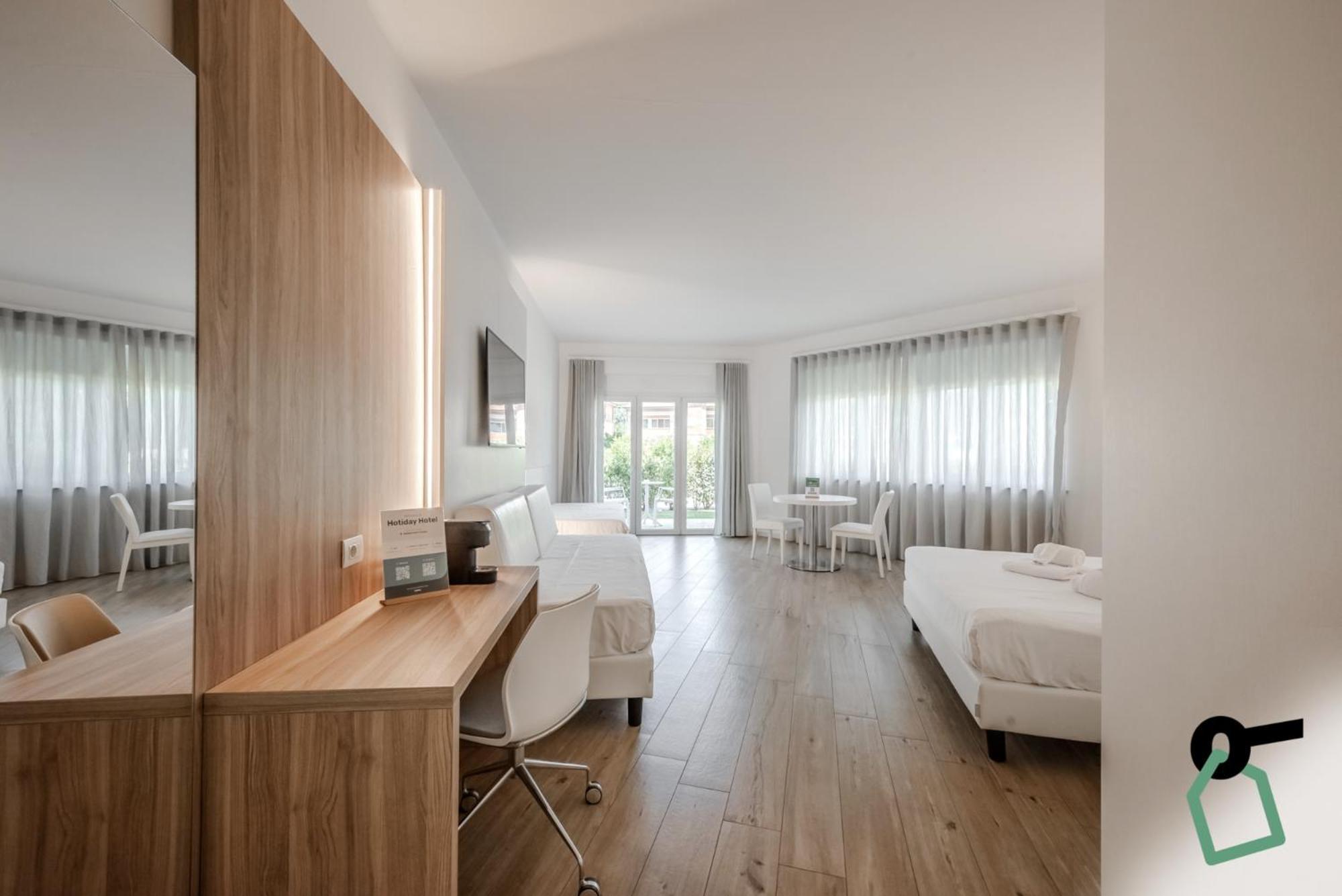 Hotiday Room Collection - Tirrenia Εξωτερικό φωτογραφία