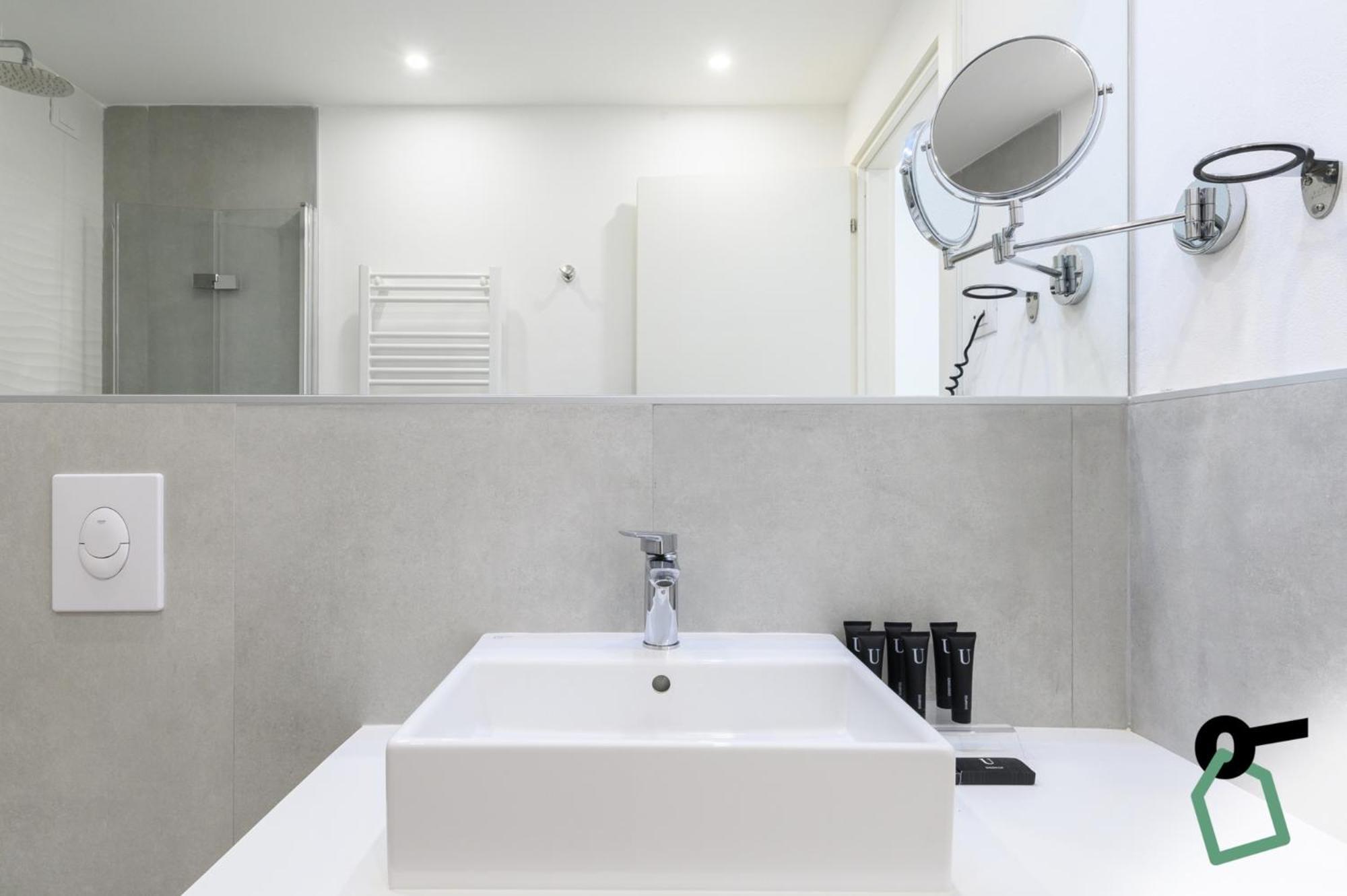 Hotiday Room Collection - Tirrenia Εξωτερικό φωτογραφία